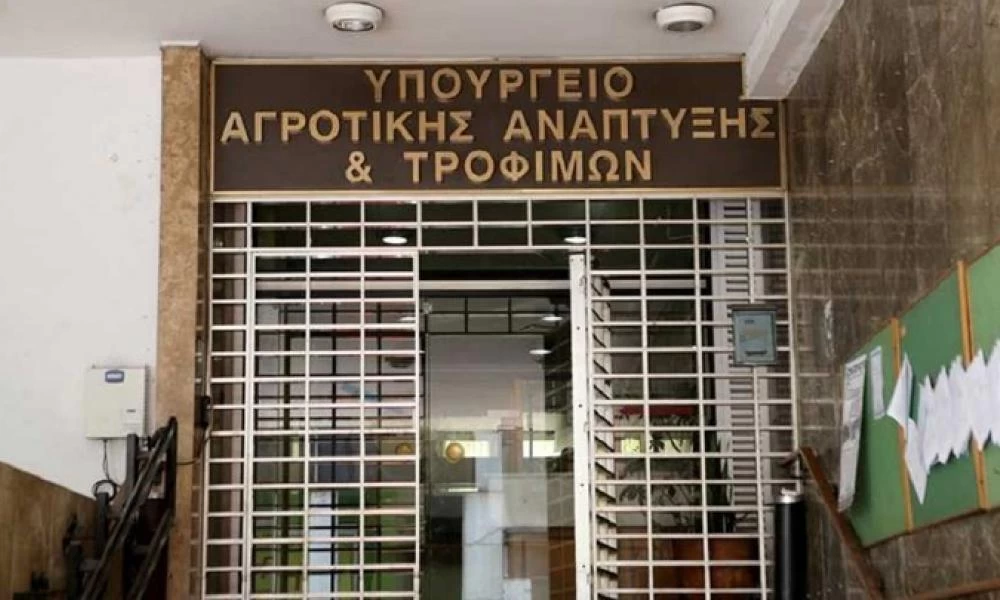 Νοσοκομείο Αγρινίου - Επίσκεψη του υπουργού Αγροτικής Ανάπτυξης